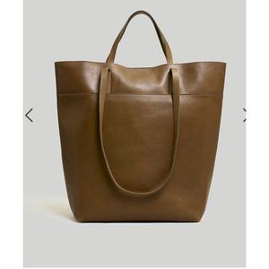 Madewell $188 The Essential Tote in Leather Burnt Olive NN121 D